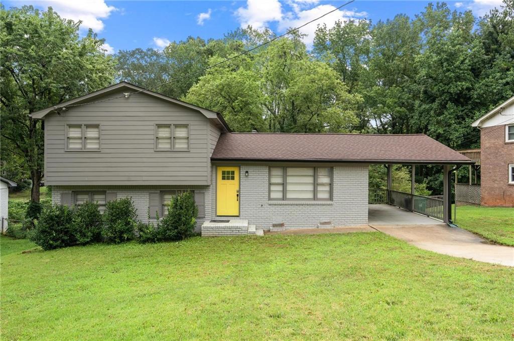 799 Pine Roc Dr., Stone Mountain, GA 30083