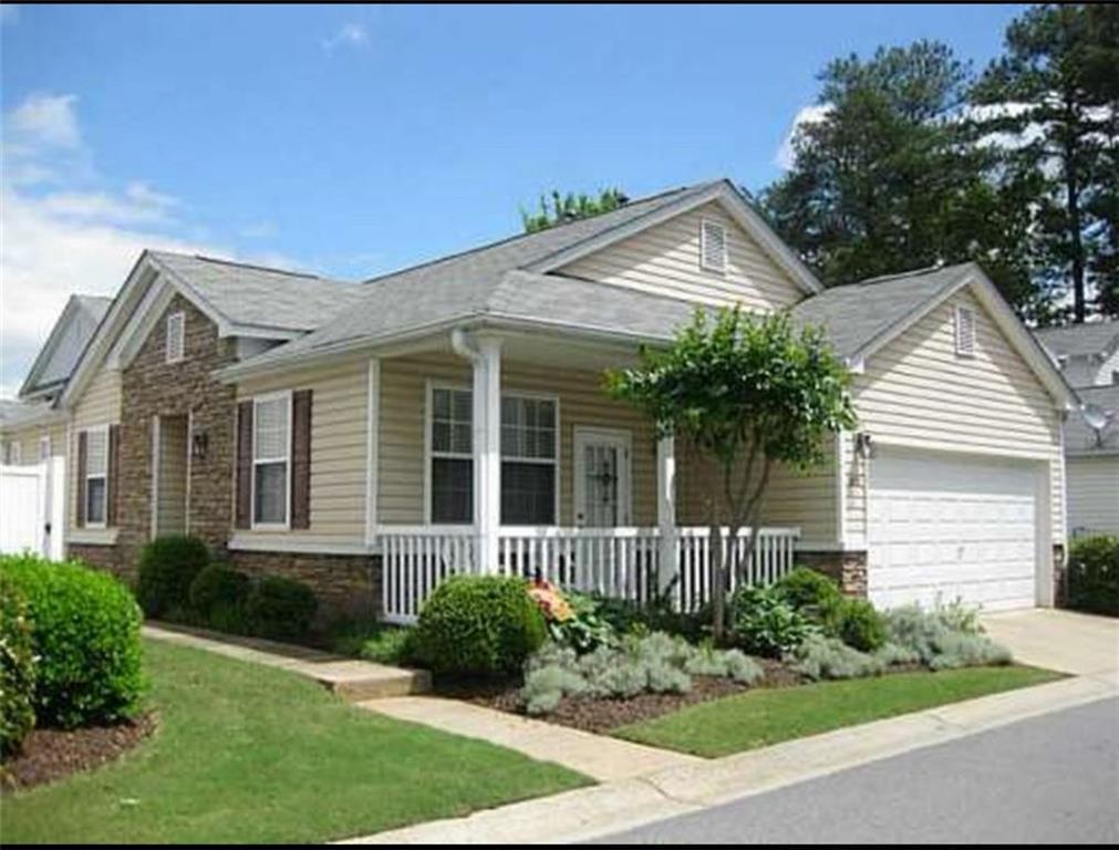 570 W Oaks Dr., Woodstock, GA 30188