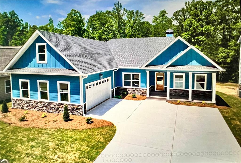 566 Clinton Dr., Temple, GA 30179