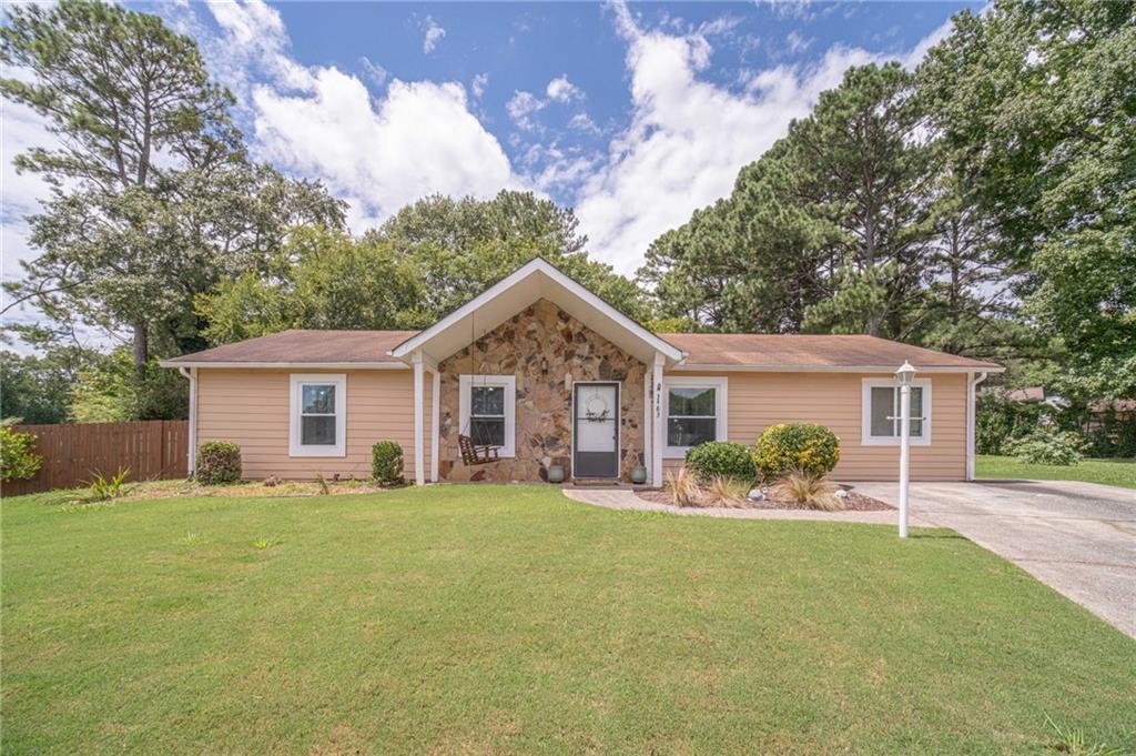 3483 Rolling Ridge Rd., Lawrenceville, GA 30044