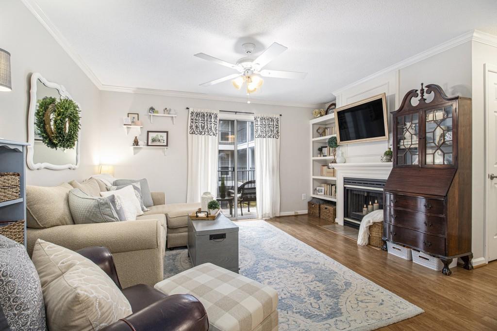 106 Granville Ct., Atlanta, GA 30328