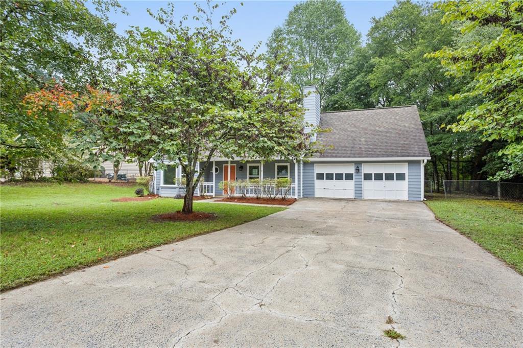 5794 Stonehaven Dr., Kennesaw, GA 30152