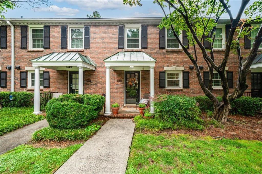 6700 Roswell Rd. #33E, Sandy Springs, GA 30328