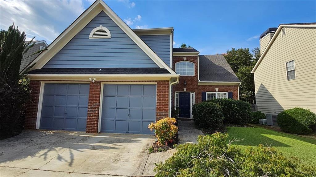 13030 Crabapple Lake Dr., Roswell, GA 30076