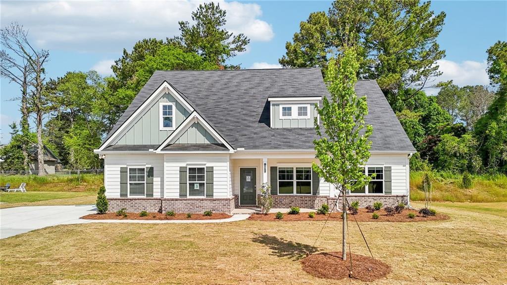 3623 Squires Park Ln., Loganville, GA 30052