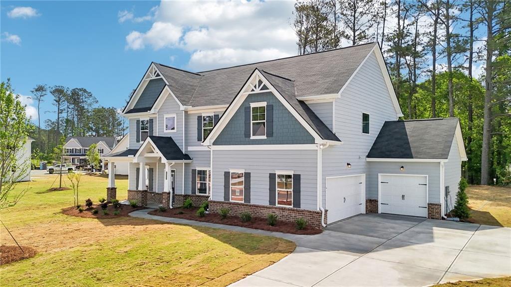 3633 Squires Park Ln., Loganville, GA 30052