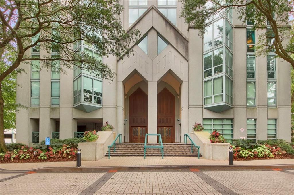 2870 Pharr Court South #2006, Atlanta, GA 30305