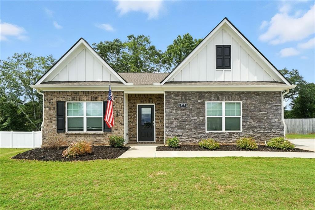 522 Meadows Farm Dr., Monroe, GA 30655