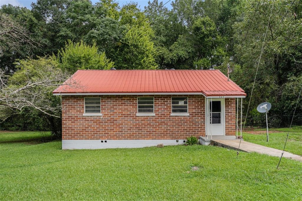 243 Glenn St., Jackson, GA 30233