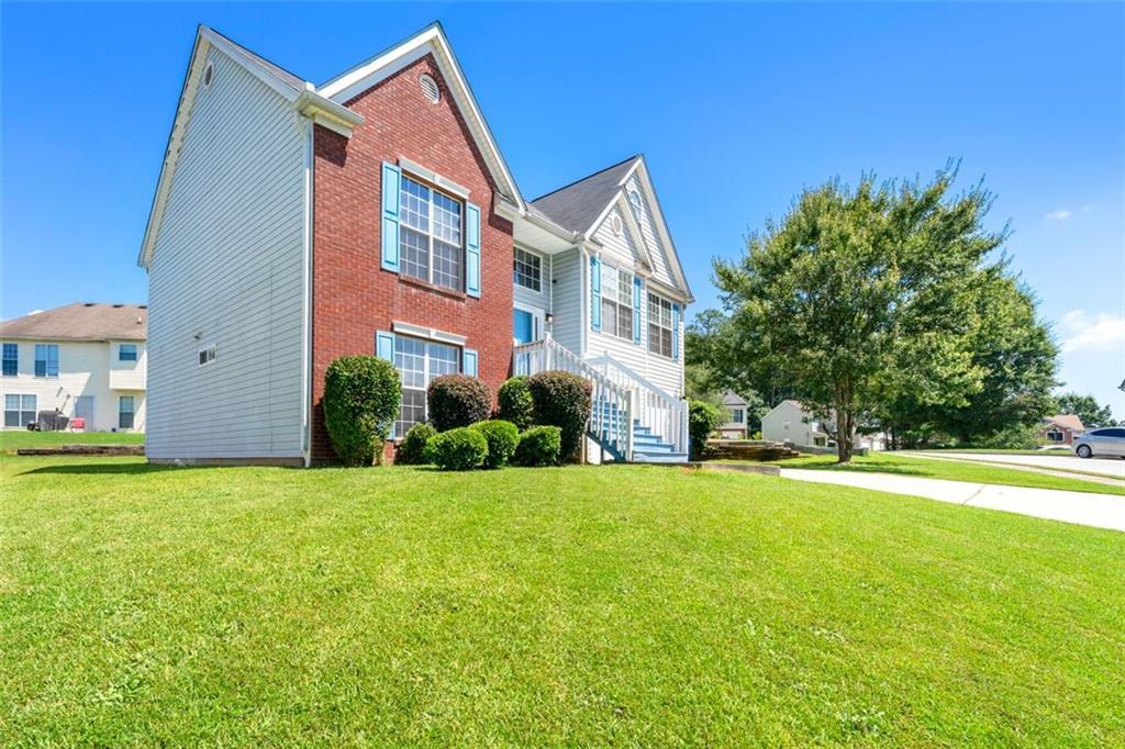 1241 Creekview Cir., Riverdale, GA 30296
