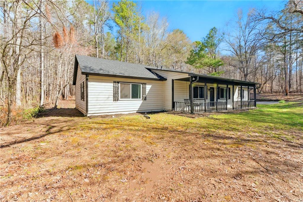 5785 Woodruff Rd., Chattahoochee Hills, GA 30213