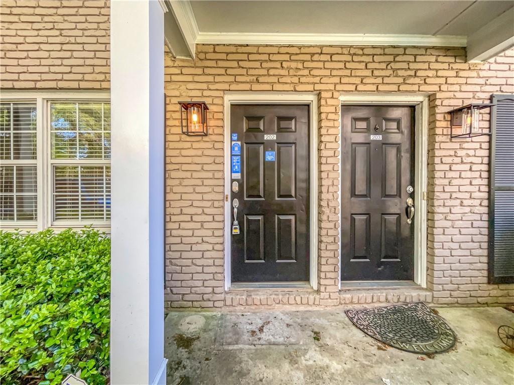 2232 Dunseath Ave. #202, Atlanta, GA 30318
