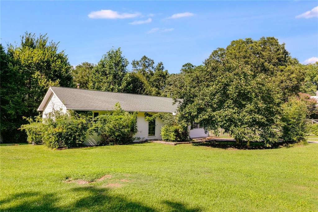 60 Westside Cir., Dallas, GA 30157