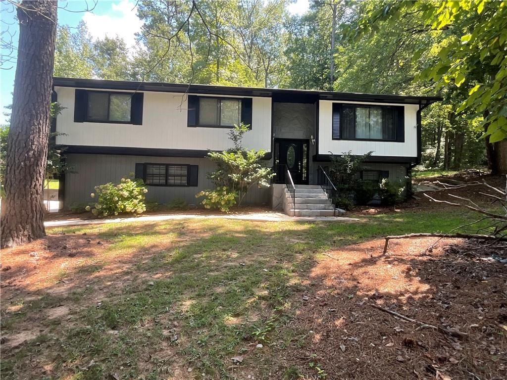 3630 High Point Ln., Atlanta, GA 30331