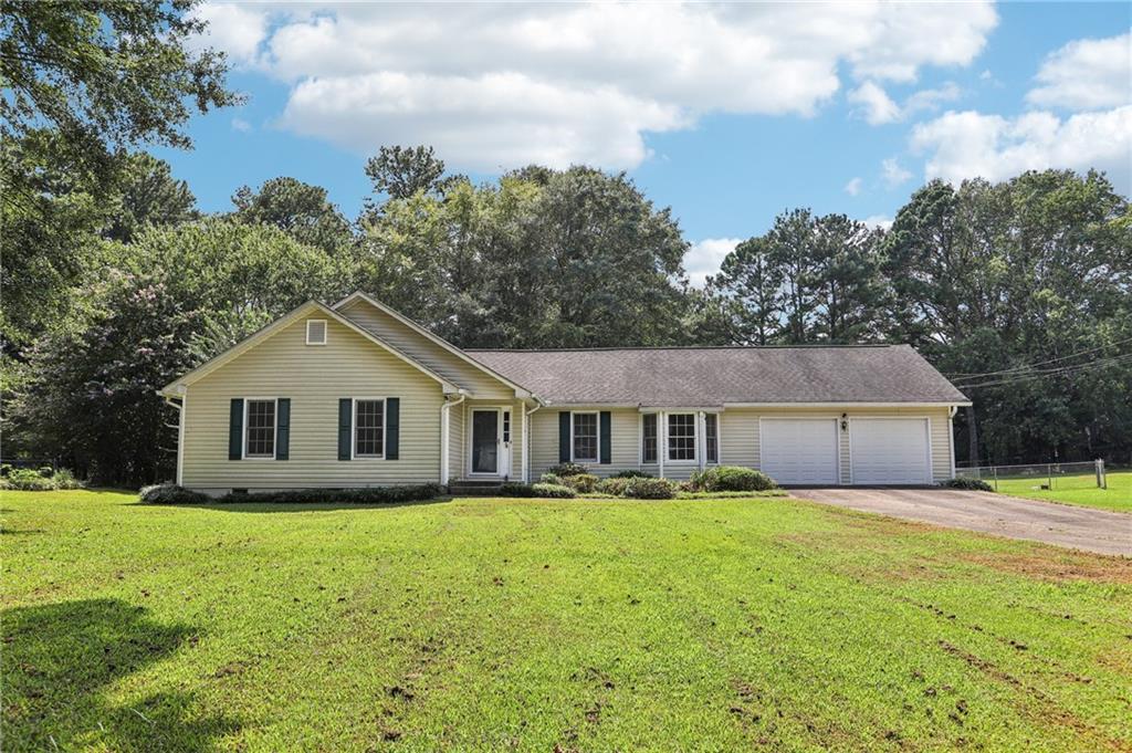 1563 Edinboro Dr., Jonesboro, GA 30236
