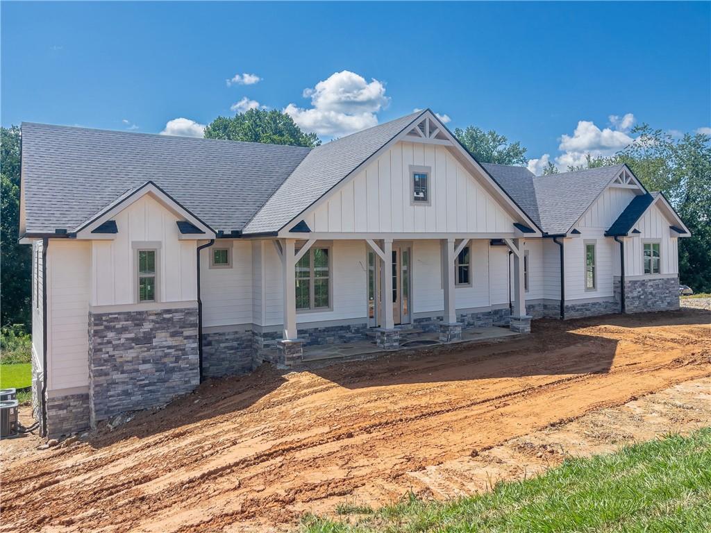 1250 Owen Glen Dr., Blairsville, GA 30512
