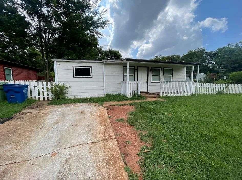 1684 Thornton Pl., Atlanta, GA 30315