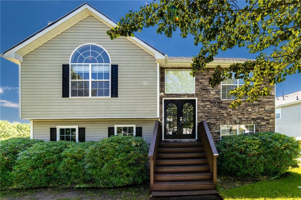 4378 Lodgeview Pl., Douglasville, GA 30135
