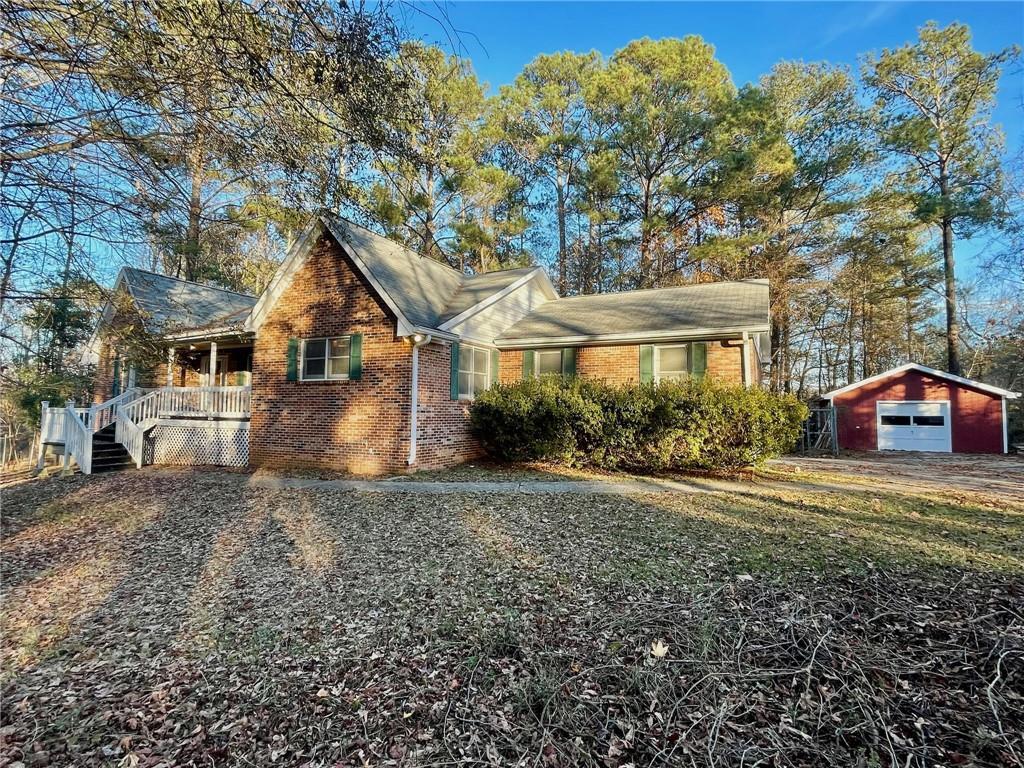 342 Mccurry Rd., Stockbridge, GA 30281
