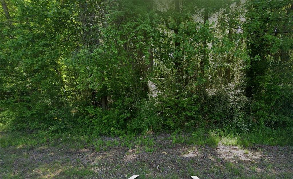 1374 Zebulon Rd., Griffin, GA 30224