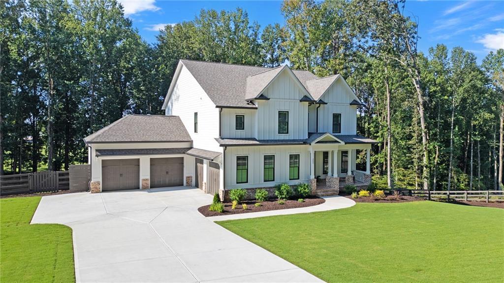 203 Stone Creek Ct., Woodstock, GA 30188