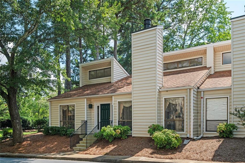 683 Serramonte Dr., Marietta, GA 30068