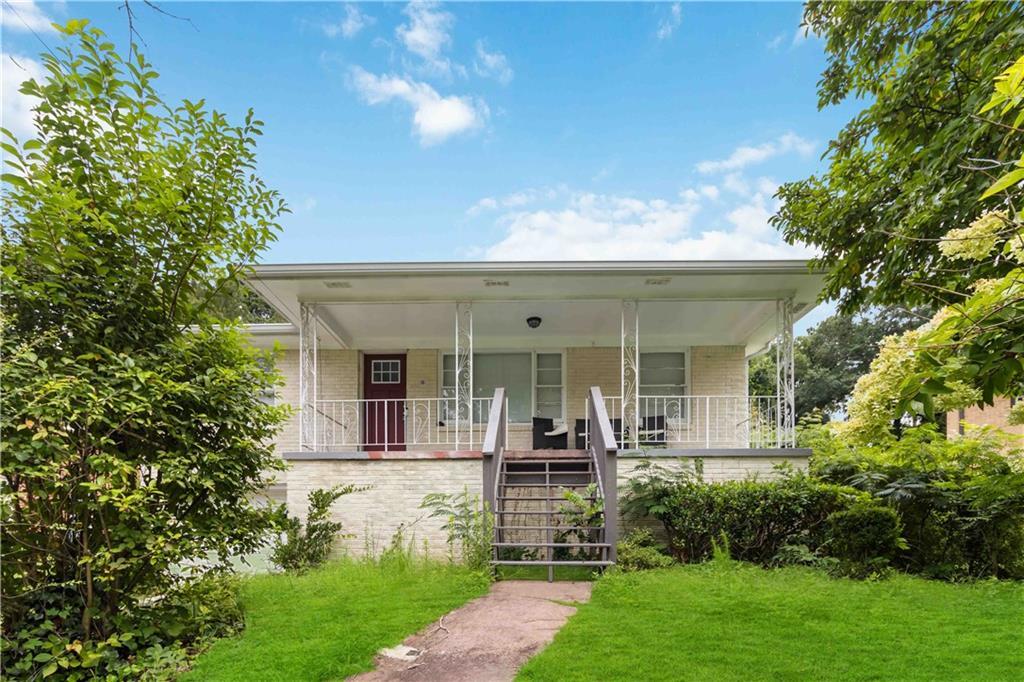 2699 Lincoln Ct., Atlanta, GA 30318