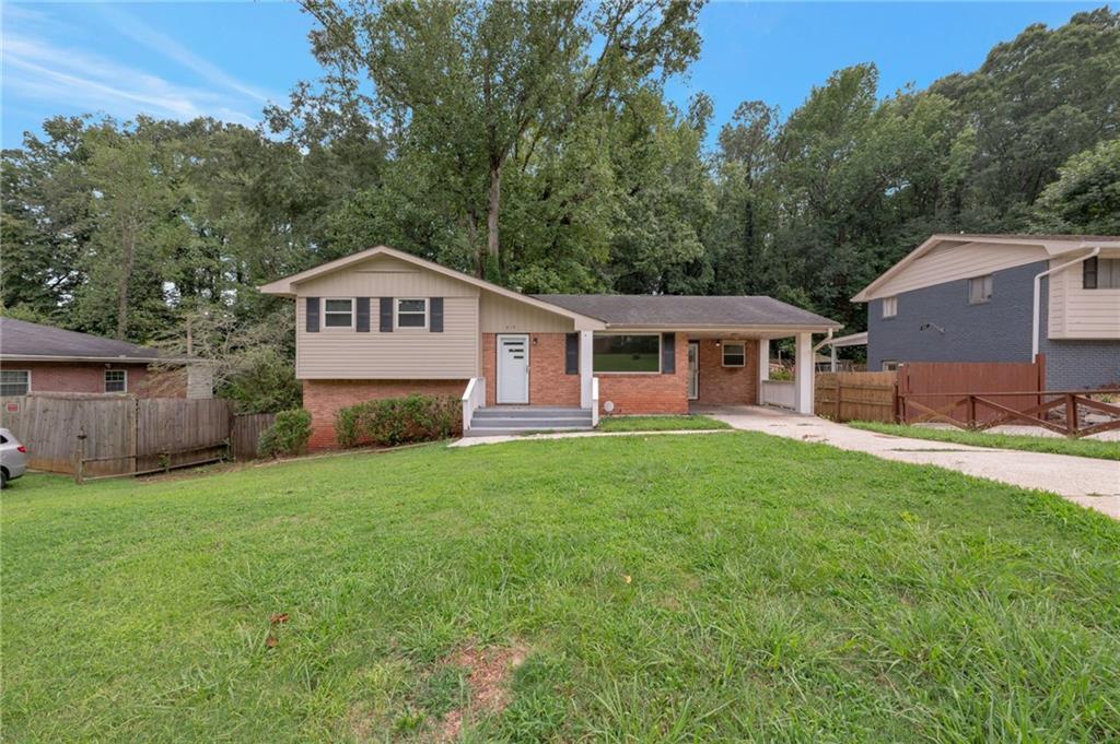 919 Slash Pine Rd., Forest Park, GA 30297