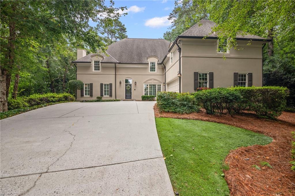 210 Gabriel Dr., Roswell, GA 30075