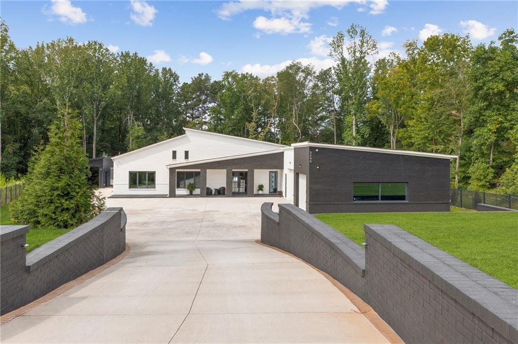 3240 Smithtown Rd., Suwanee, GA 30024