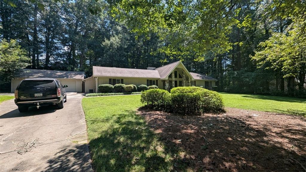 215 Mayfield Cir., Alpharetta, GA 30009