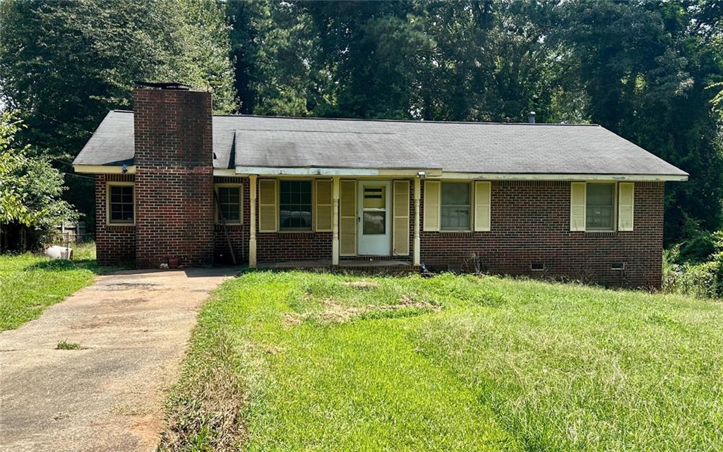 4399 Chelou Dr., Austell, GA 30106