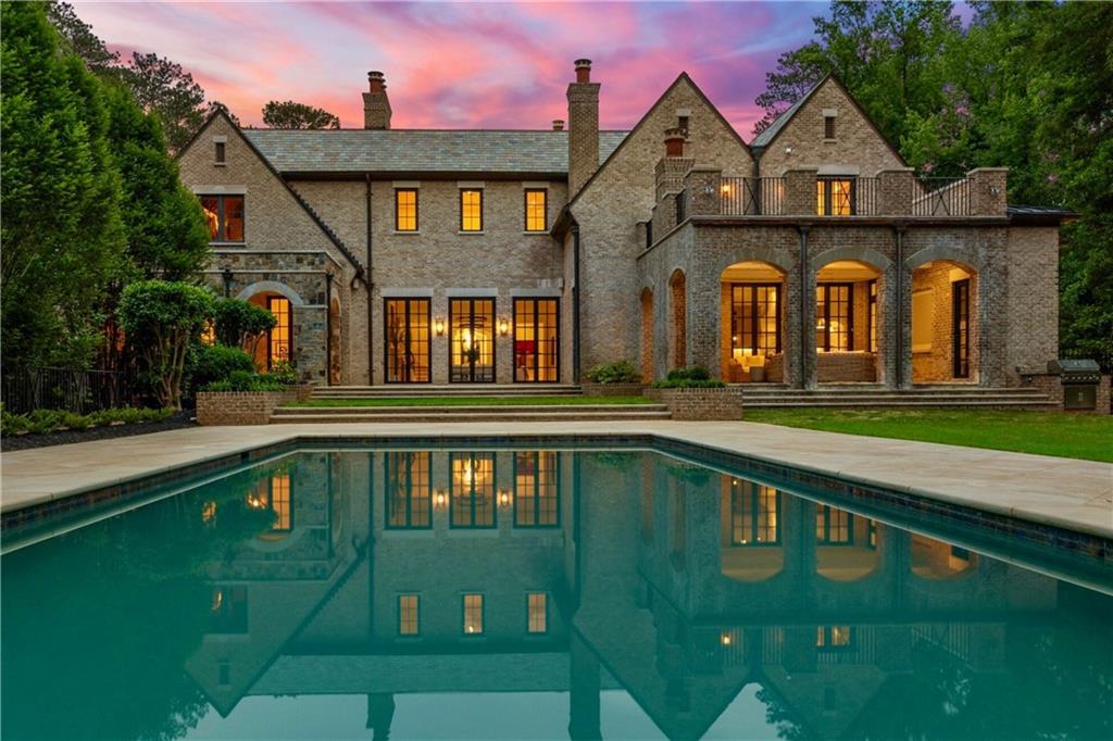 4560 Harris Tr., Atlanta, GA 30327