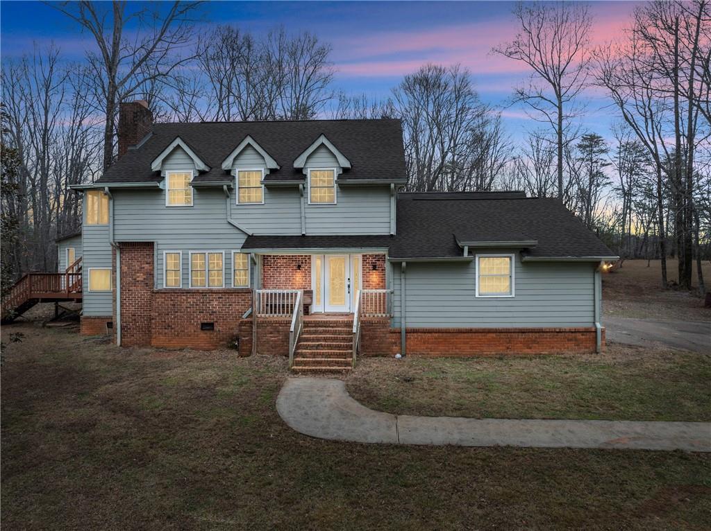 532 Ridley Rd., Dahlonega, GA 30533