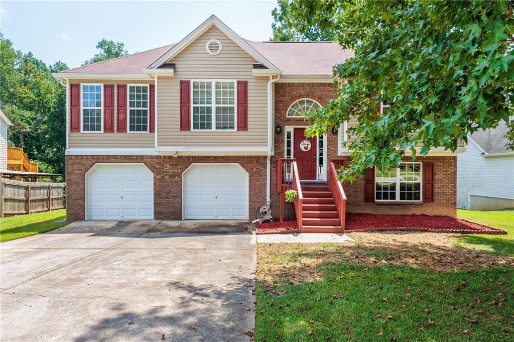 107 Beckett Ct., Carrollton, GA 30116