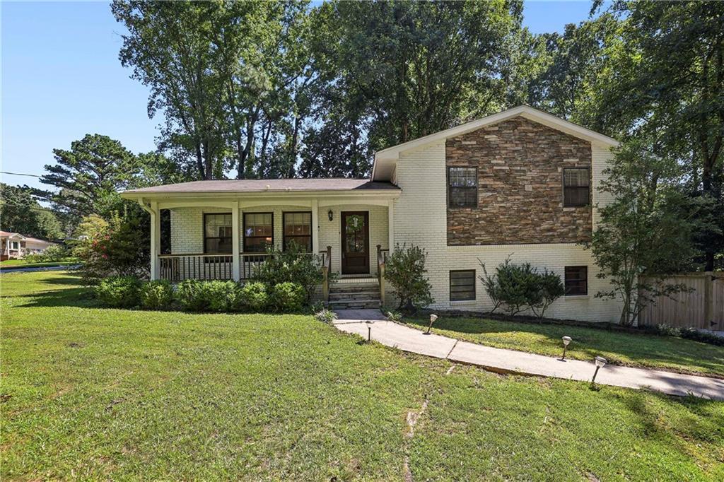 1112 Mayfield Dr., Decatur, GA 30033