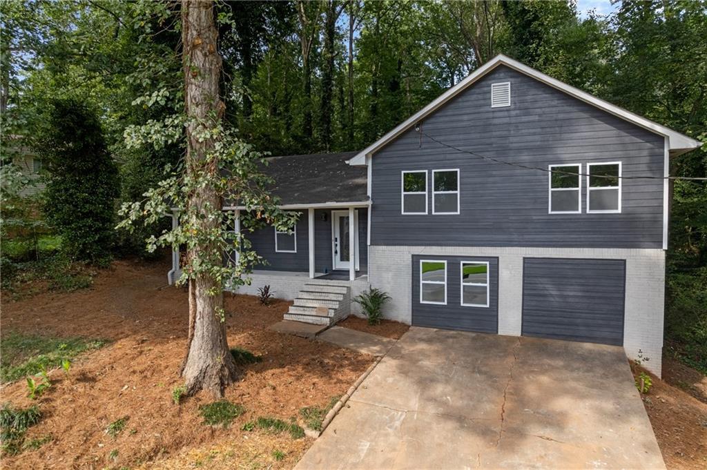 4922 Rock Springs Rd., Lithonia, GA 30038