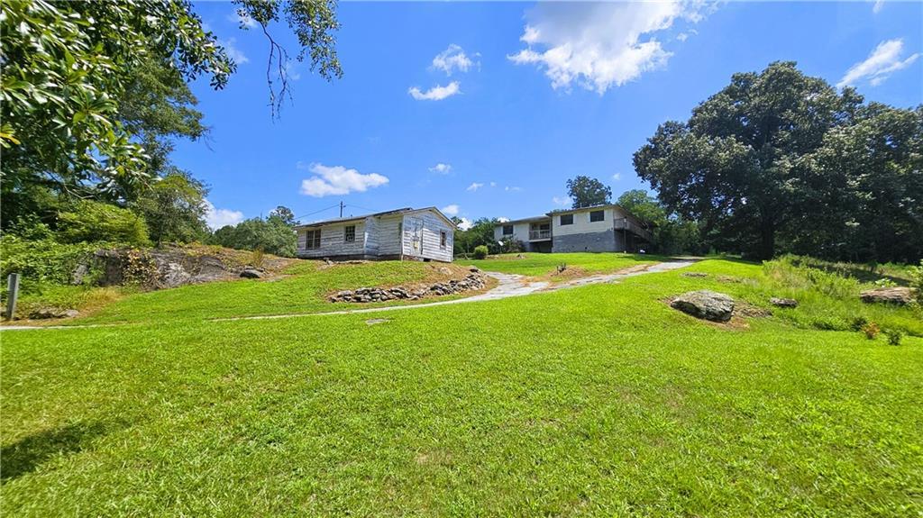 2011 Carr Rd., Conyers, GA 30012