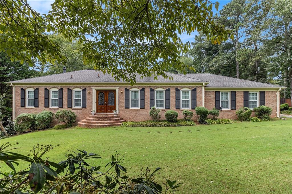 11350 West Rd., Roswell, GA 30075