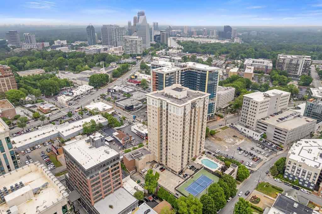 325 E Paces Ferry Rd. #2111, Atlanta, GA 30305