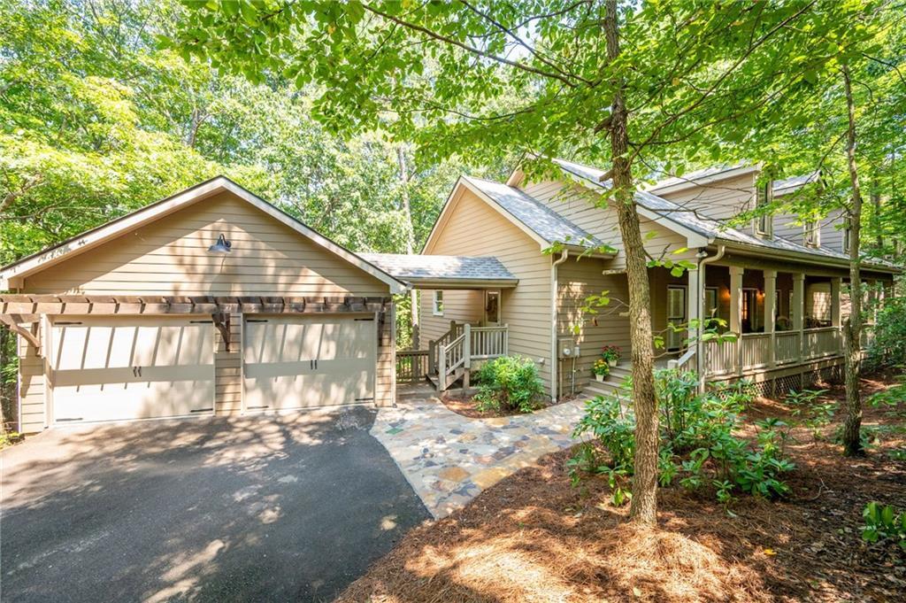 941 Quail Cove Dr., Jasper, GA 30143