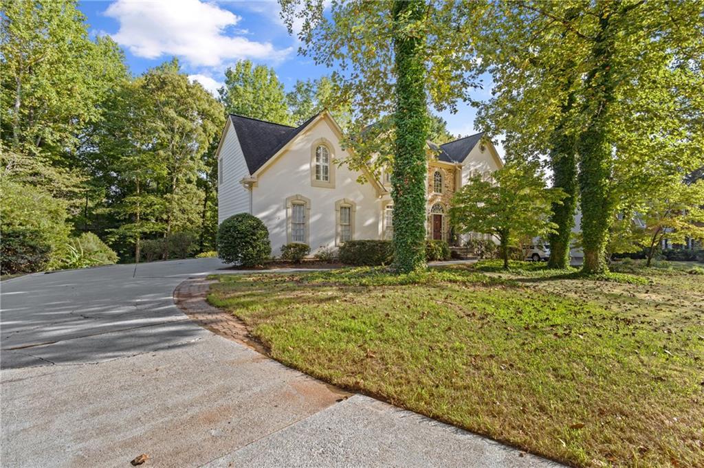 760 Woodrow Dr., Lawrenceville, GA 30043