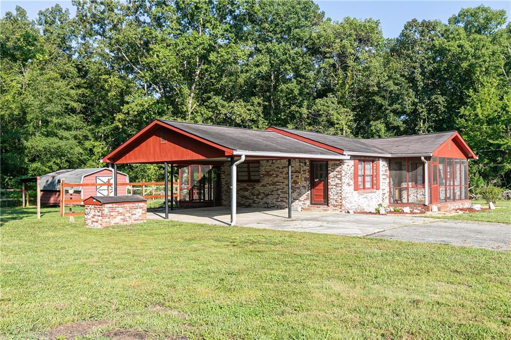 8203 Blacks Bluff Rd., Cave Spring, GA 30124