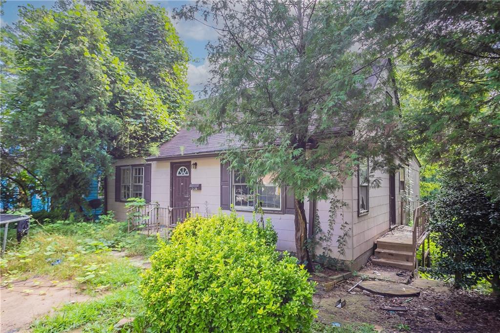 2126 Pinehurst Dr., Atlanta, GA 30344