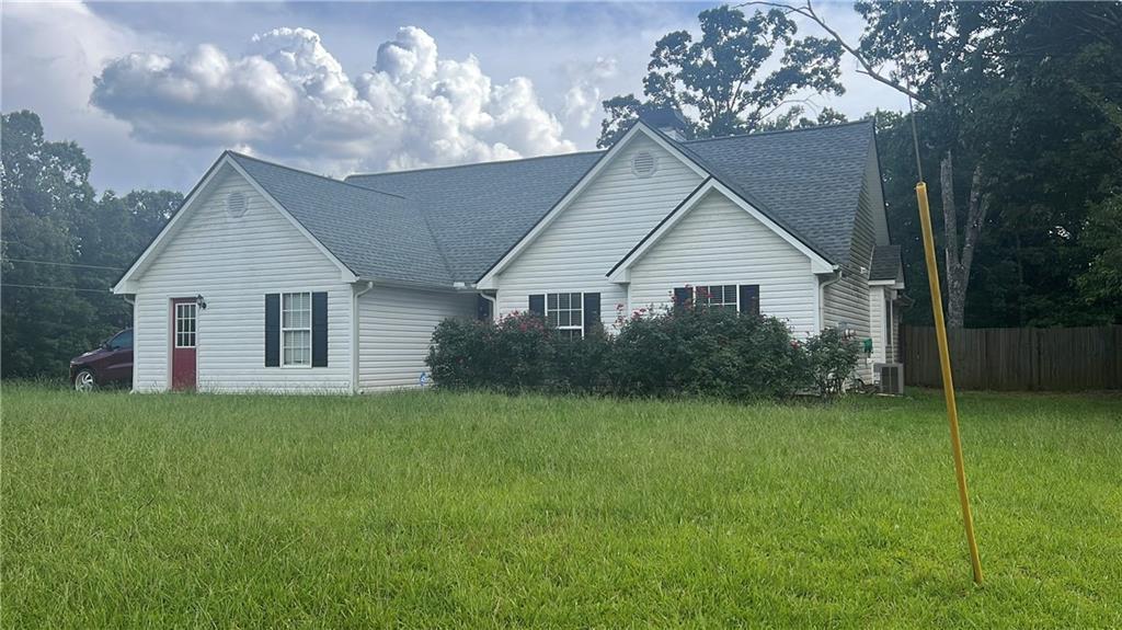 18 Castle Ct., Rockmart, GA 30153