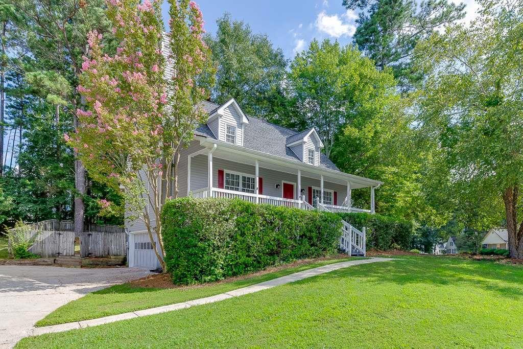 965 Garner Spring Ln., Sugar Hill, GA 30518