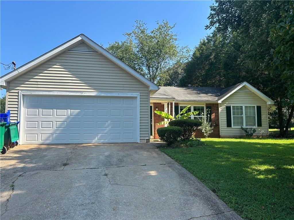 2492 Deep Shoals Cir., Decatur, GA 30034