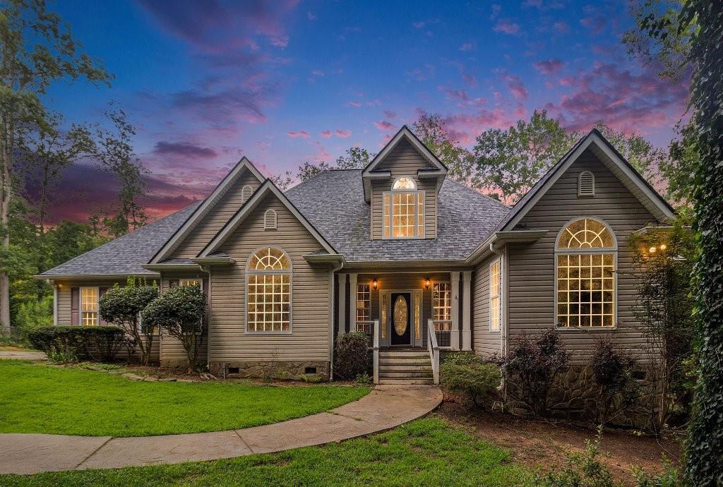 5024 Greenwood Dr., Douglasville, GA 30135