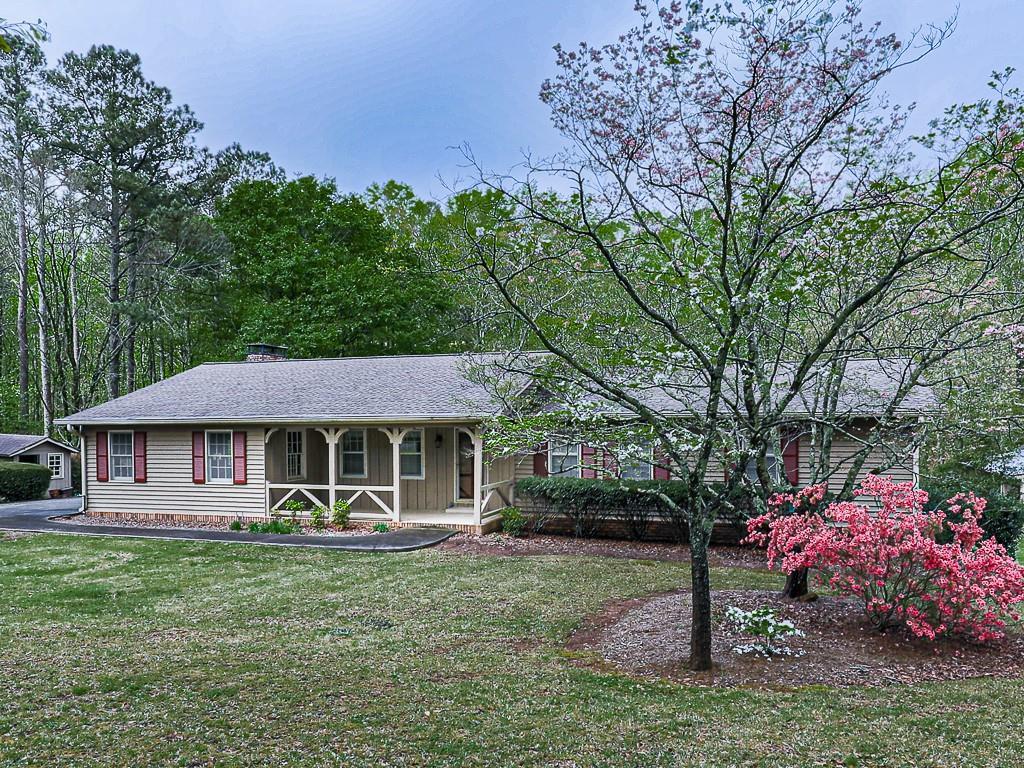 4445 Moon Station Ln., Acworth, GA 30101