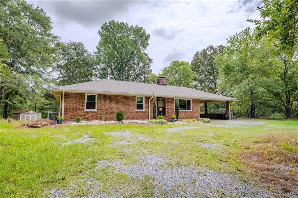 1205 New Rosedale Rd., Armuchee, GA 30105